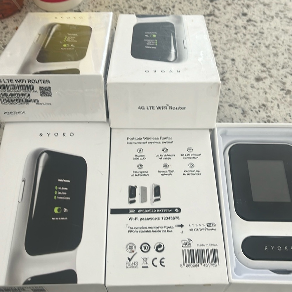 RYOKO. Portable Wireless Router.